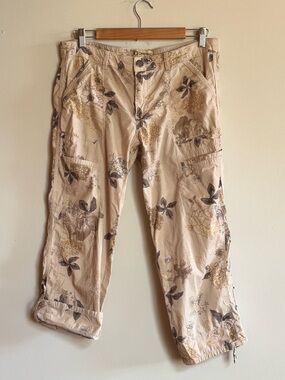 Democracy Floral Cargo Pants Size 12 Re-Flex Stretch Cropped Neutral Botanical